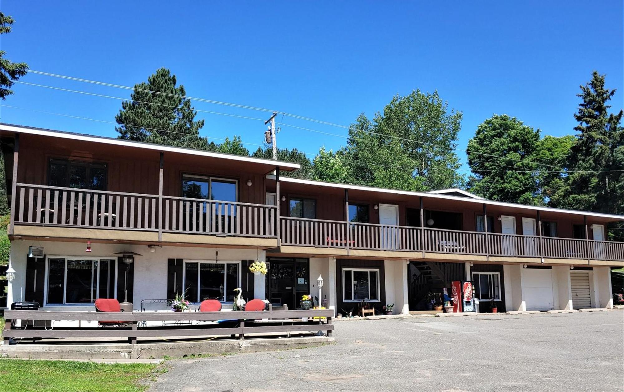 Lakeshore Motel Ice Lake Iron River Exterior foto