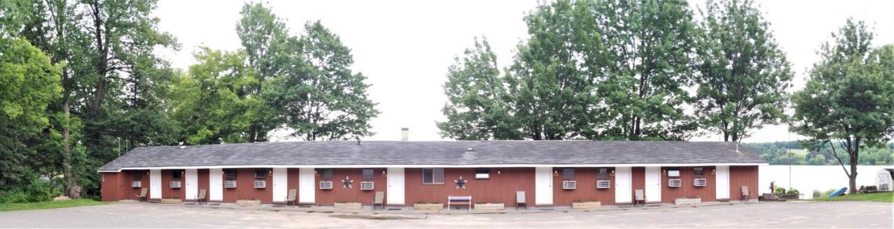 Lakeshore Motel Ice Lake Iron River Exterior foto