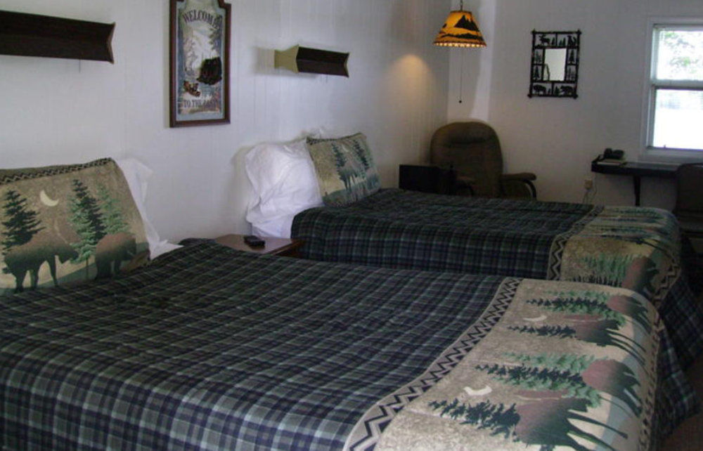 Lakeshore Motel Ice Lake Iron River Exterior foto